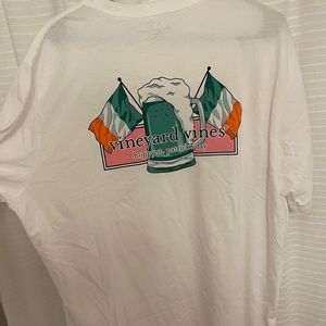 Vineyard vines st Patrick’s day T shirt
